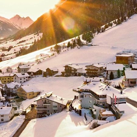 Hotel Beverly Hill Ischgl Bagian luar foto